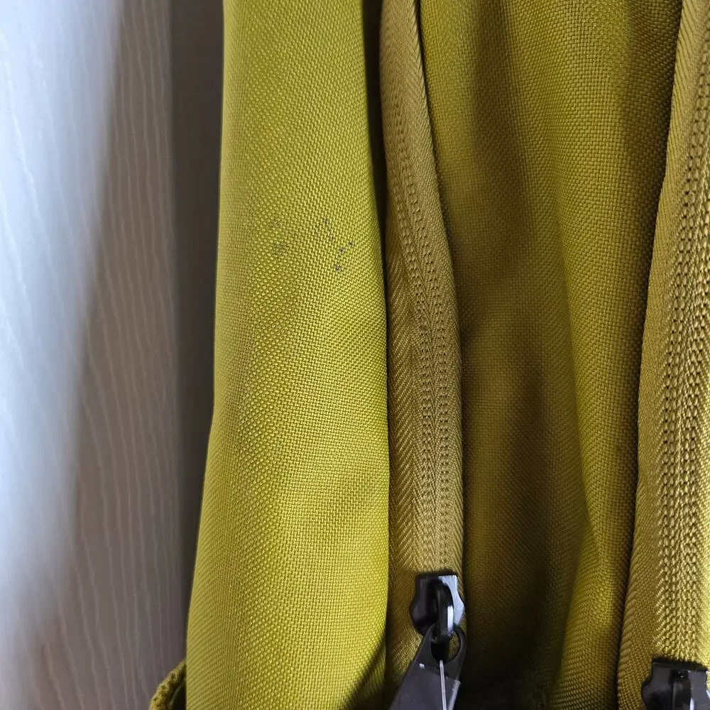 The North Face Jester Backpack Everyday Laptop Forest Olive Light Heather OS